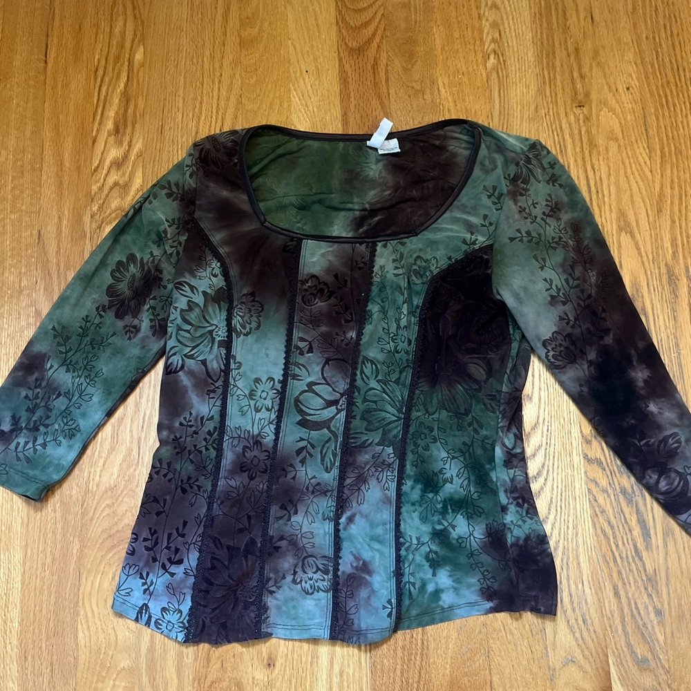Ami Green and Black Asymmetrical Fitted Blouse